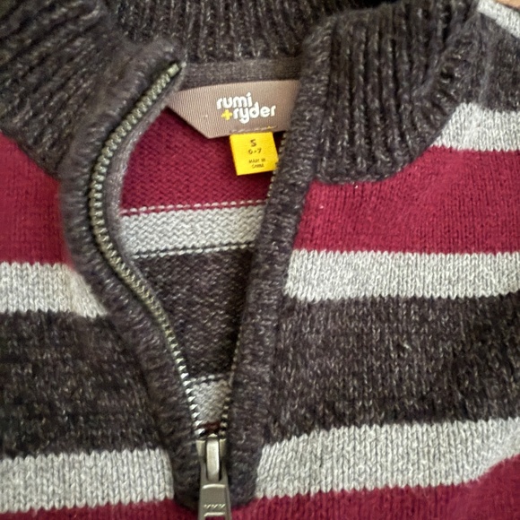 Rumi + Ryder Sweater, Boys size S (6-7) - Picture 2 of 8